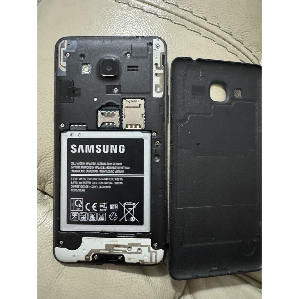 Lot 5 Phones, Some Unlocked, Apple SE And Samsung Alcatel - Picture 12 of 16